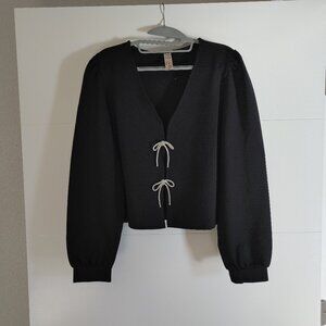 NWOT Women's Long Sleeve Top / sparkly-rhinestone bow accent.